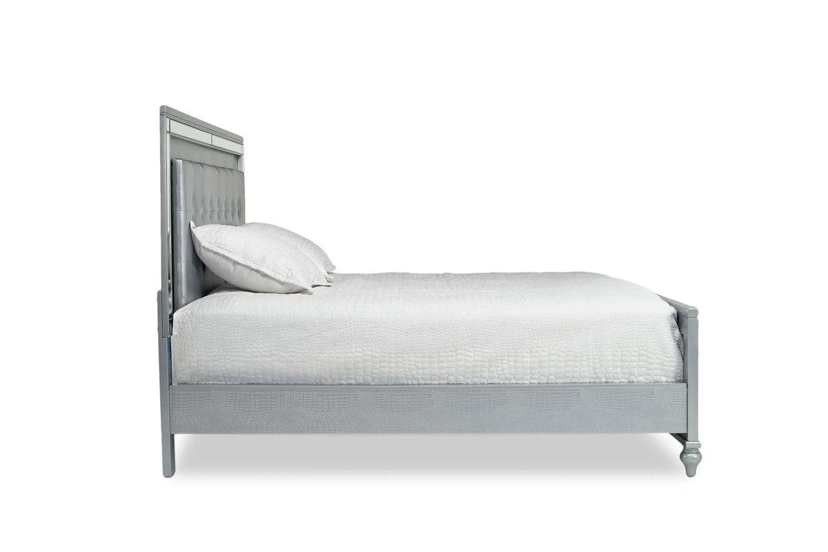 867099384:Valentino Panel Bed in Silver, California King, Image 3