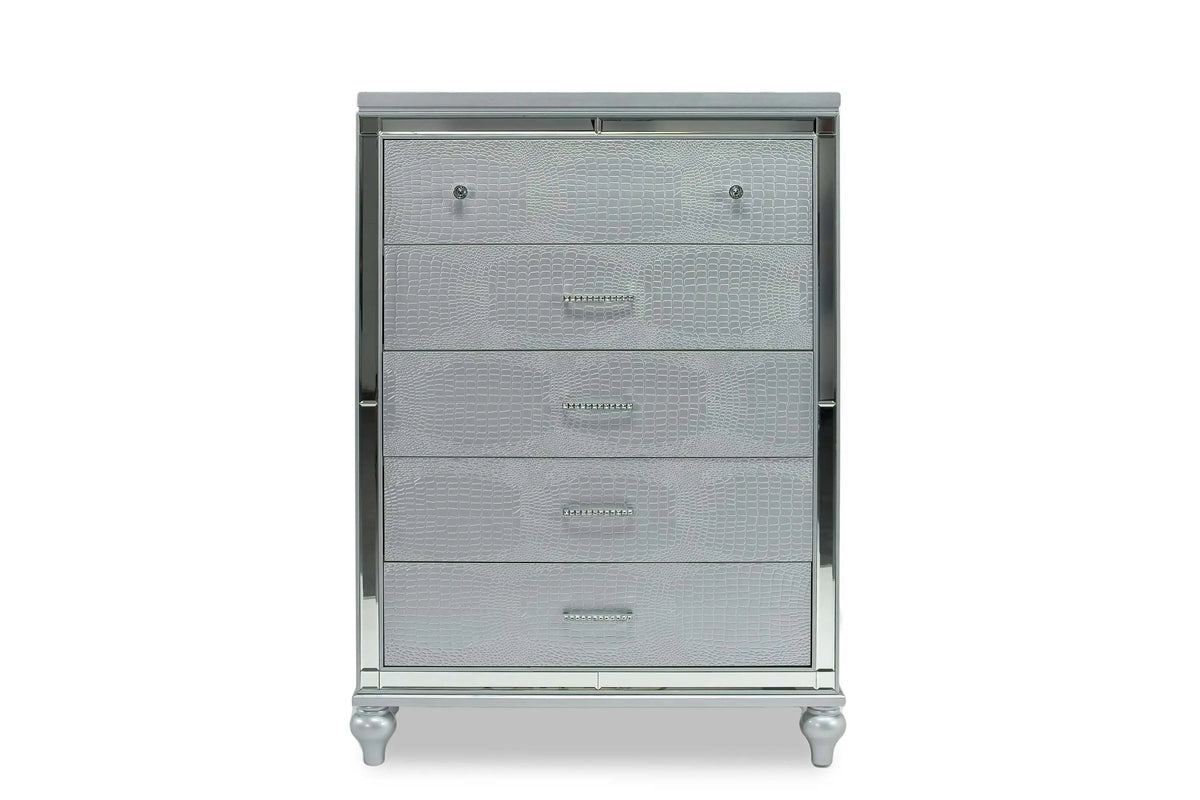 067654484:Valentino Chest in Silver, Image 2