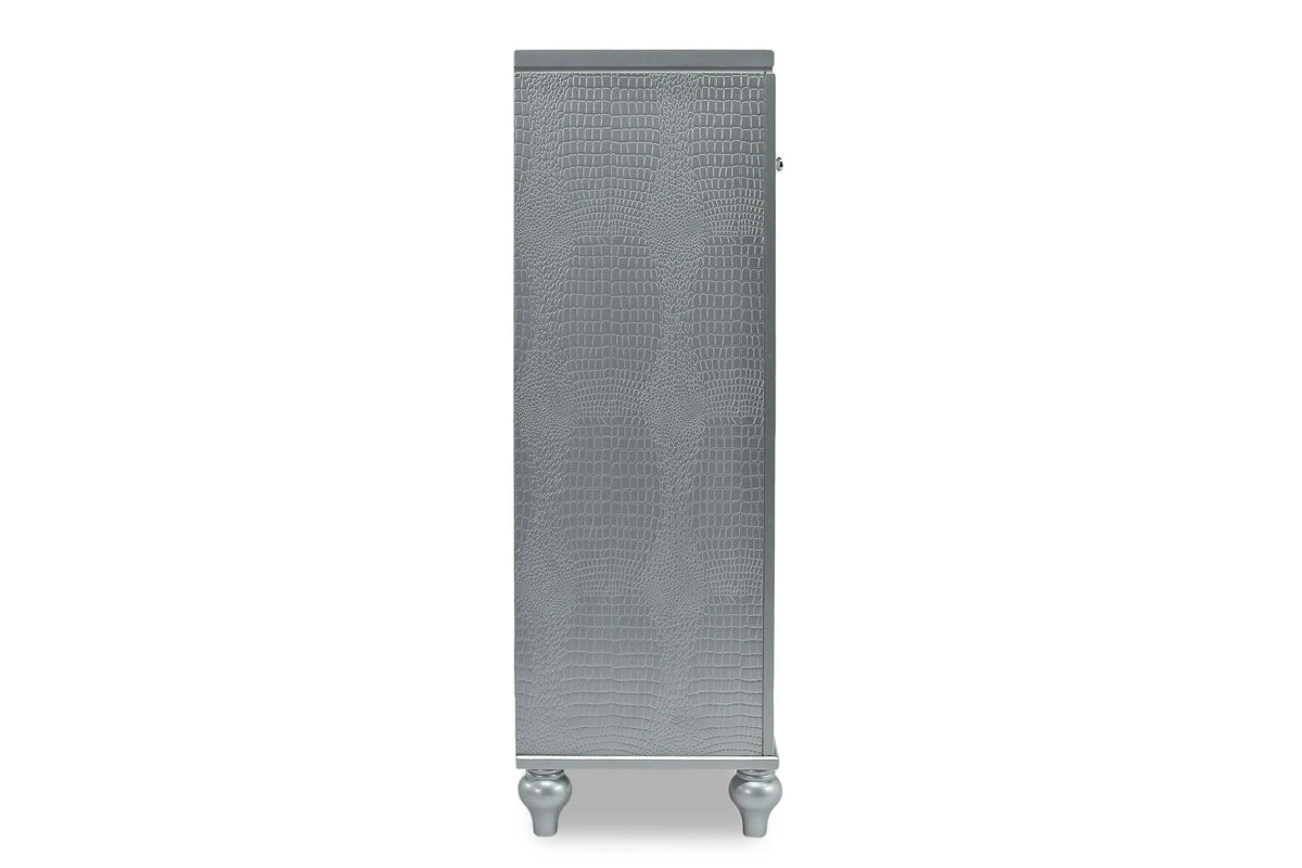 067654484:Valentino Chest in Silver, Image 3