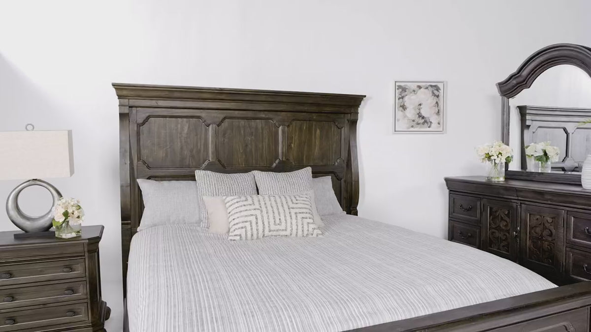 Load video: 445497805:Bellamy Dresser, Video