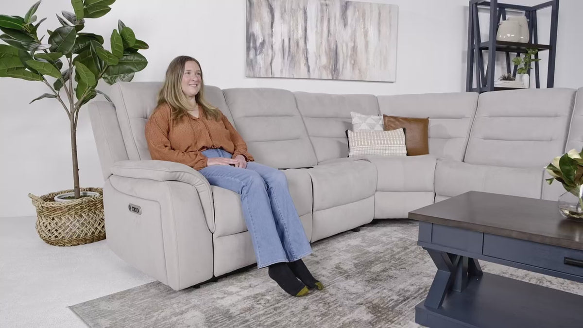 Load video: CHANEL004:Chanel